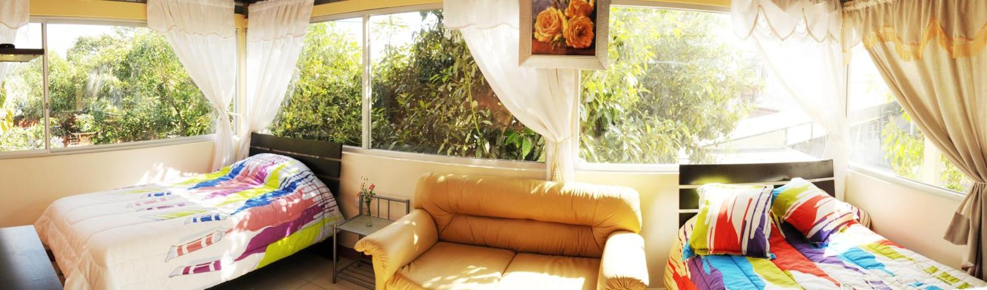Hostal El Parque Tababela Bilik gambar
