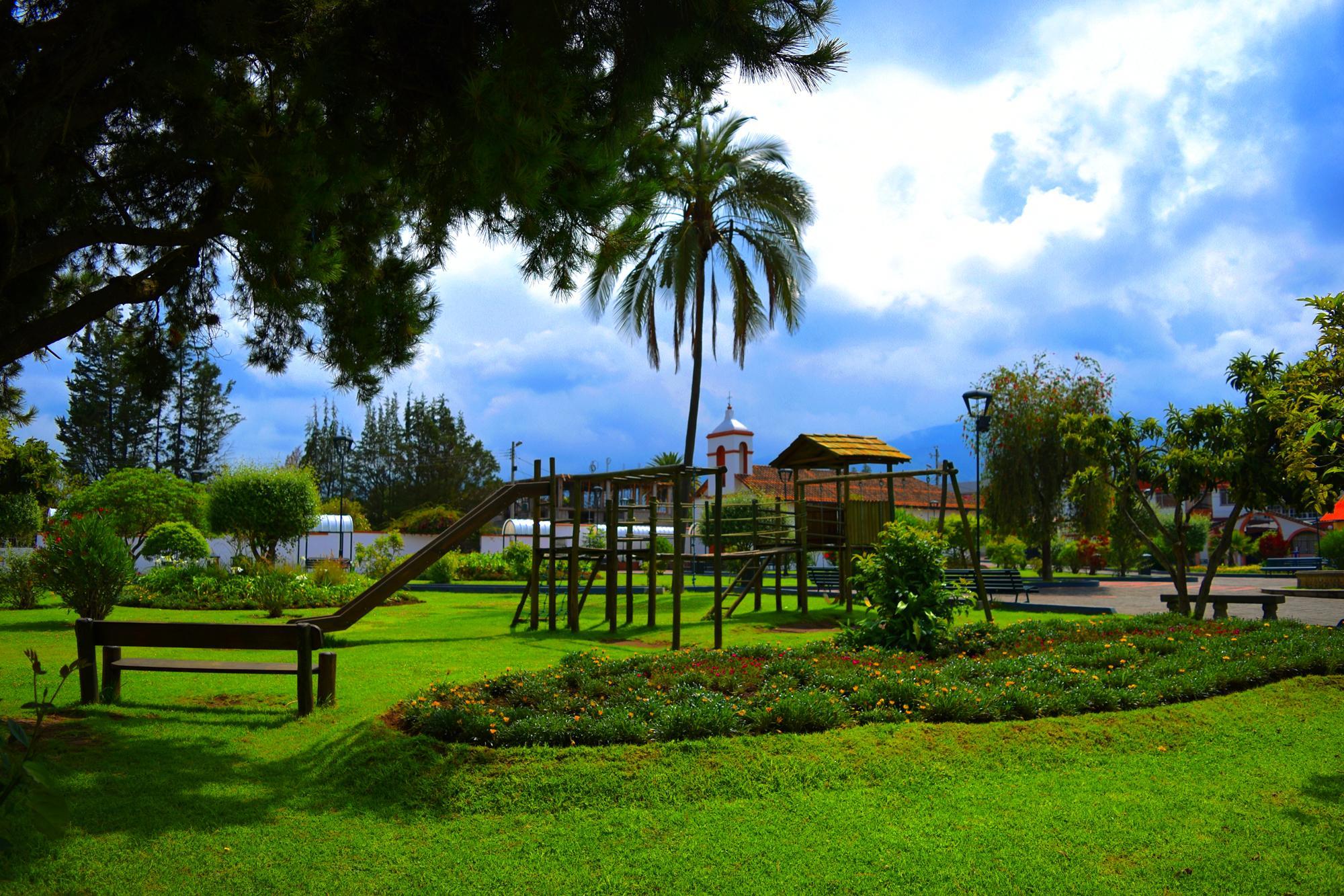 Hostal El Parque Tababela Luaran gambar